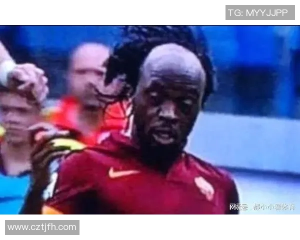 足球球星门的一天恶搞大揭秘:从训练场到厨房的奇遇记